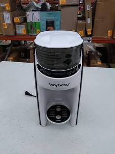 lot 29421 image: Baby Brezza Formula Pro Advanced Formula Dispenser Machine
