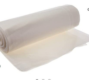 lot 29440 image: Roll of Nearly 10 W Clear Plastic