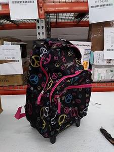 lot 29547 image: Rockland Backpack with Wheels and Handle