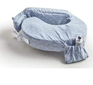 lot 29672 image: My Brest Friend Original Nursing Pillow, Horizon