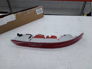 lot 29681 image: Rear Right Side Lower Bumper Red Reverse Tail Fog Light