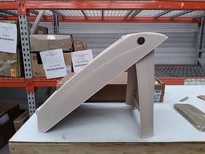 lot 29694 image: Pet Safe 4 Step Stairs