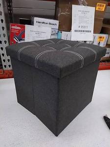lot 29720 image: Collapsible Foot Stool