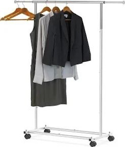 lot 1655 image: Simple Houseware Standard Rod Garment Rack