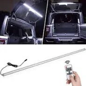 lot 1659 image: Tailgate Windshield Rear Glass Lift Gate Dome Light Bar