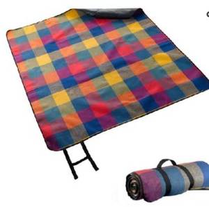 lot 50463 image: Home Locomotion 10015110 Modern Plaid Folding Picnic Mat