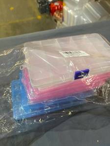 lot 50465 image: Jewelry Organizer Divider Storagable Clear Plastic Box (15 Grid)