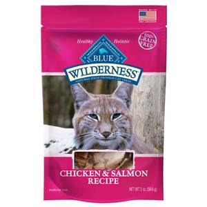 lot 50481 image: Blue Buffalo Wilderness Grain Free Soft-Moist Cat Treats, Chicken & Salmon 2-oz Bag