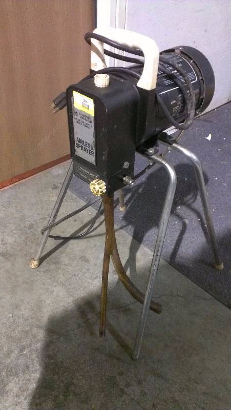 lot 1804 image: Campbell Hausfeld Airless Sprayer