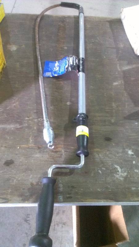 lot 1866 image: Cobra Professional Toilet Auger