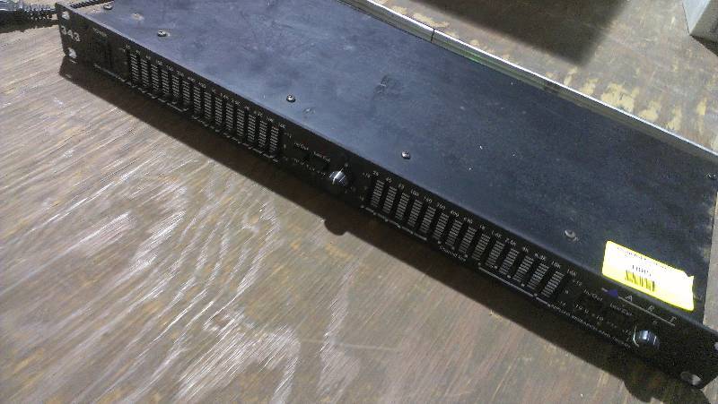 lot 1885 image: ART 343 Dual 15 Band Equalizer