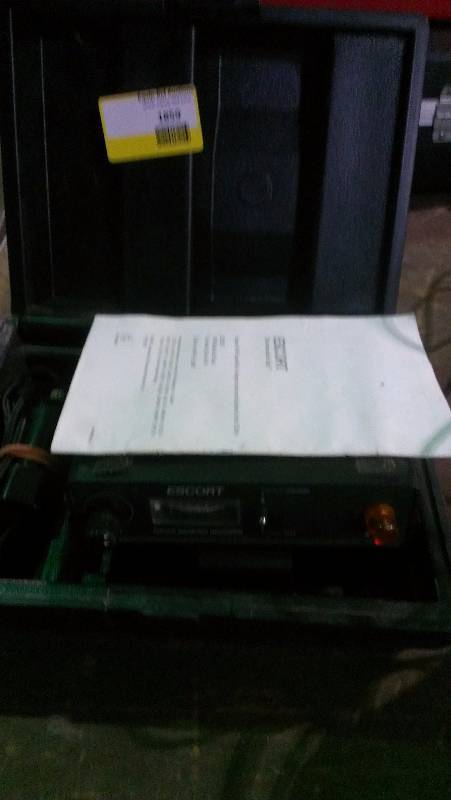 lot 1859 image: Escort Radar Detector