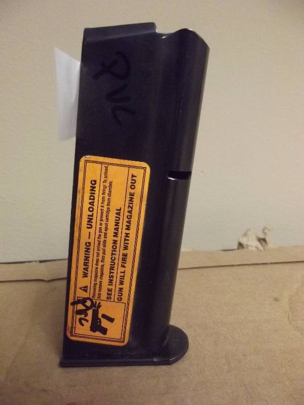 lot 1087 image: DESERT EAGLE .50AE Black 7 Round magazine