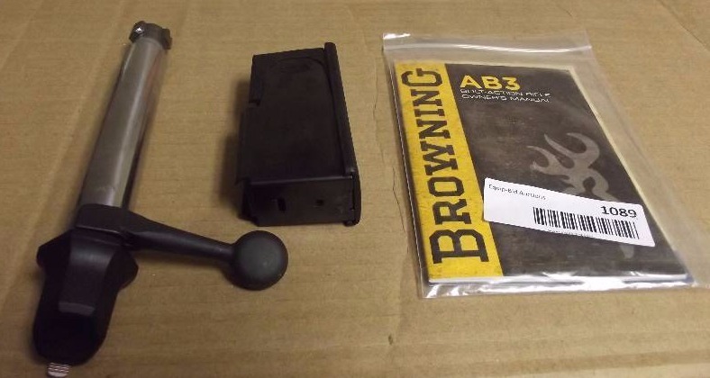lot 1089 image: BOLT AND 5 ROUND MAGAZINE FOR BROWNING AB3 30-06 RIFLE