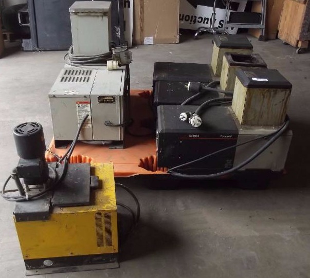 lot 1120 image: HOT GLUE MACHINES