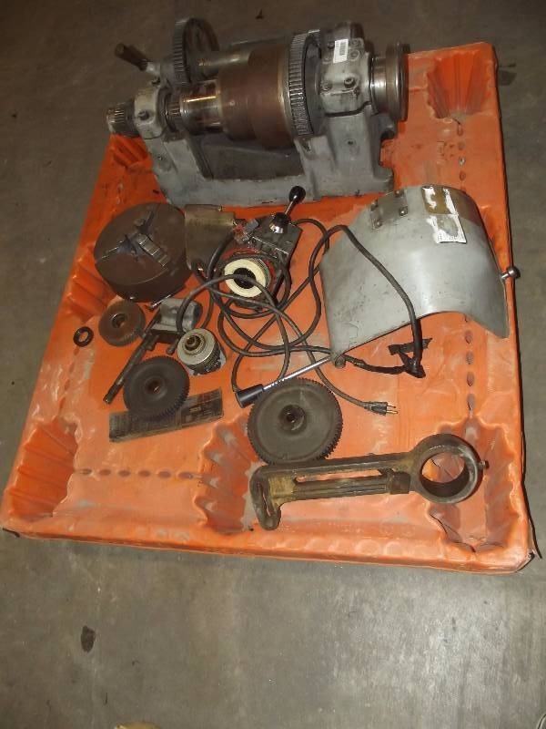 lot 1122 image: SOUTH BEND PRECISION LATHE MODEL A PARTS
