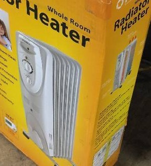 lot 1277 image: PELONIS ULTRA QUIET WHOLE ROOM 1500 WATT 3 SETTING RADIATOR HEATER WITH THERMOSTAT