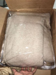 lot 1757 image: unknown blanket - queenfull - light brown - unknown brand