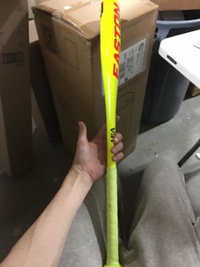 lot 1780 image: Easton RIVAL -10 USA Youth Baseball Bat, 2 14 in. Barrel - small damage