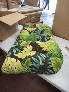 lot 36198 image: patio bench seat cushion 1only