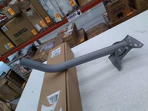 lot 32138 image: Satellite Dish Replacement Pole