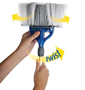 lot 32167 image: Thetford StorMate Broom - Extendable and Collapsible Broom