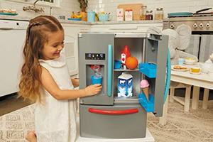 lot 32274 image: Little Tikes First Fridge Refrigerator with Ice Dispenser