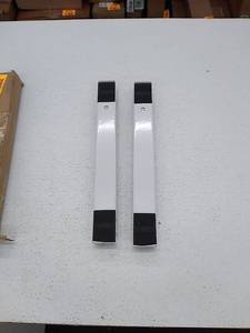 lot 32277 image: Appliance roller accessory