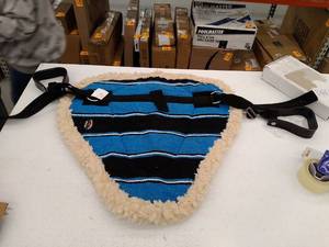 lot 32289 image: Challenger Horse Western Fleece Padded Bareback Saddle Pad with 36 Cinch & Stirrups