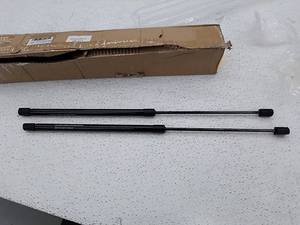 lot 32329 image: DYOSS - REAR WINDOW ARMS