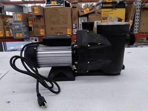 lot 32330 image: Crystal Flow Self Priming Swimming Pool Pump