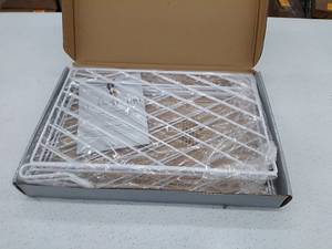 lot 32411 image: Titan Secure wire dividers, 4 pack