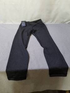 lot 71874 image: RUNNING GIRL Womens Leggings Size Small