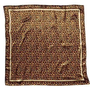 lot 71956 image: Tickled Pink Leopard Lola Square Gift Set With Box