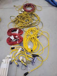 lot 7182 image: Lot of (5) Electrical Chords and (5) Adapters