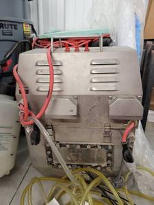 lot 7200 image: Phoenix Hydro-X Vacuum Pac - portable extraction unit for use with the Xtreme Xtractor