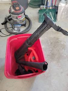 lot 7219 image: Craftsman Snow Blower Model CMEBL700 Type 1&nbsp