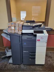 lot 13501 image: Bizhub C454 Commercial Printer