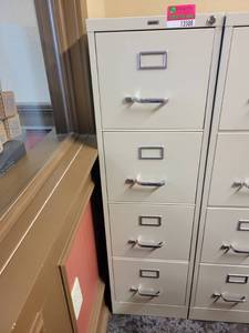 lot 13508 image: Hirsch Filing Cabinet