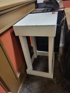 lot 13517 image: White Wooden Stand