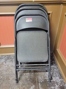 lot 13518 image: Lot of 4 Metal Black Folding Chairs