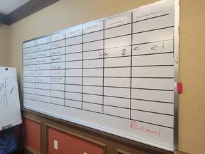 lot 13520 image: 8ft x 4ft White Board