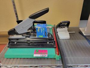 lot 13524 image: Lot of Paper Cutter and Hole Punches