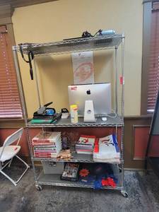 lot 13530 image: Metro Rack on Casters- CONTENTS NOT INCLUDED
