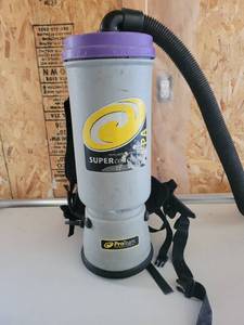 lot 13625 image: Lot of Super Couch Vacuum Backback Vacuum