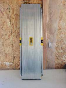 lot 13630 image: 4ft Gorilla Ladder