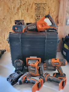lot 13645 image: Ridgid Tool Lot with Box