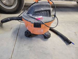 lot 13651 image: Ridgid Shop Vacuum