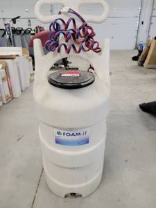 lot 13672 image: Foam It