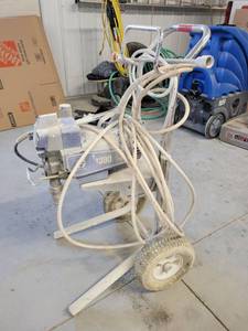 lot 13676 image: Graco 390 PC Paint Sprayer